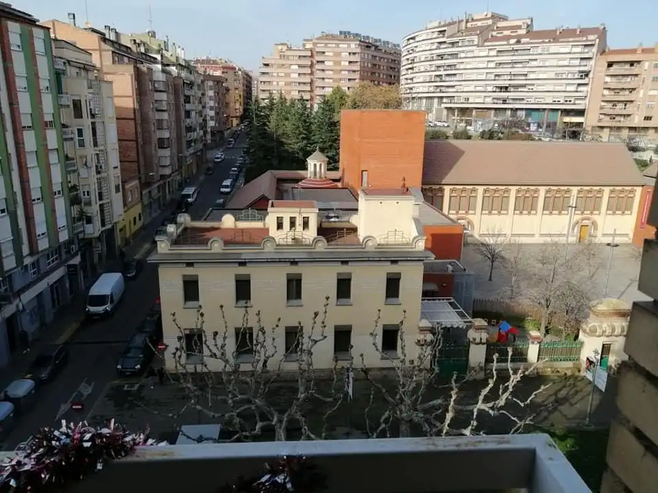 Flat for rent in Carrer Lluís Companys, 25, Instituts - Universitat