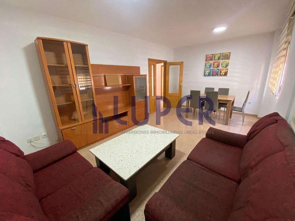 Flat to share in Centro