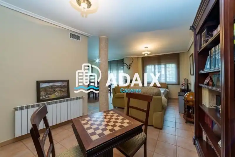 Chalet con piscina en venta en Calle Islas Cíes, imagen 3