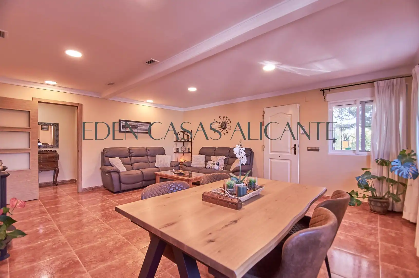 Casa o xalet en venda en Alicante / Alacant amb Aire condicionat, Jardí privat i Terrassa