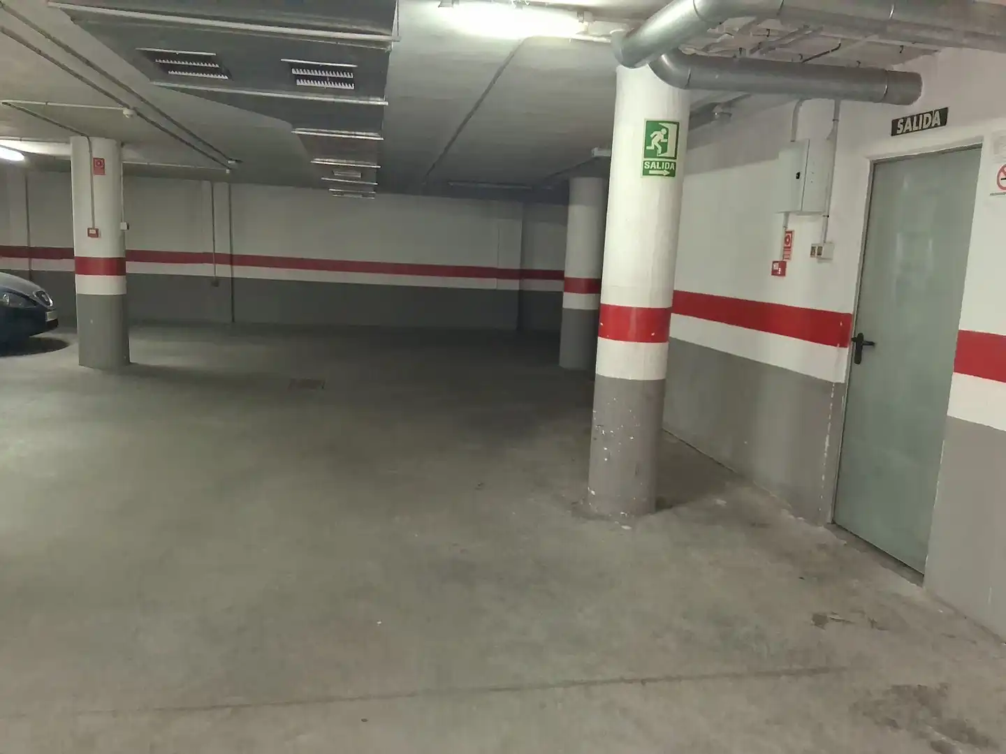 Aparcament de Pis en venda en Albacete amb Aire condicionat, Jardí privat i Terrassa