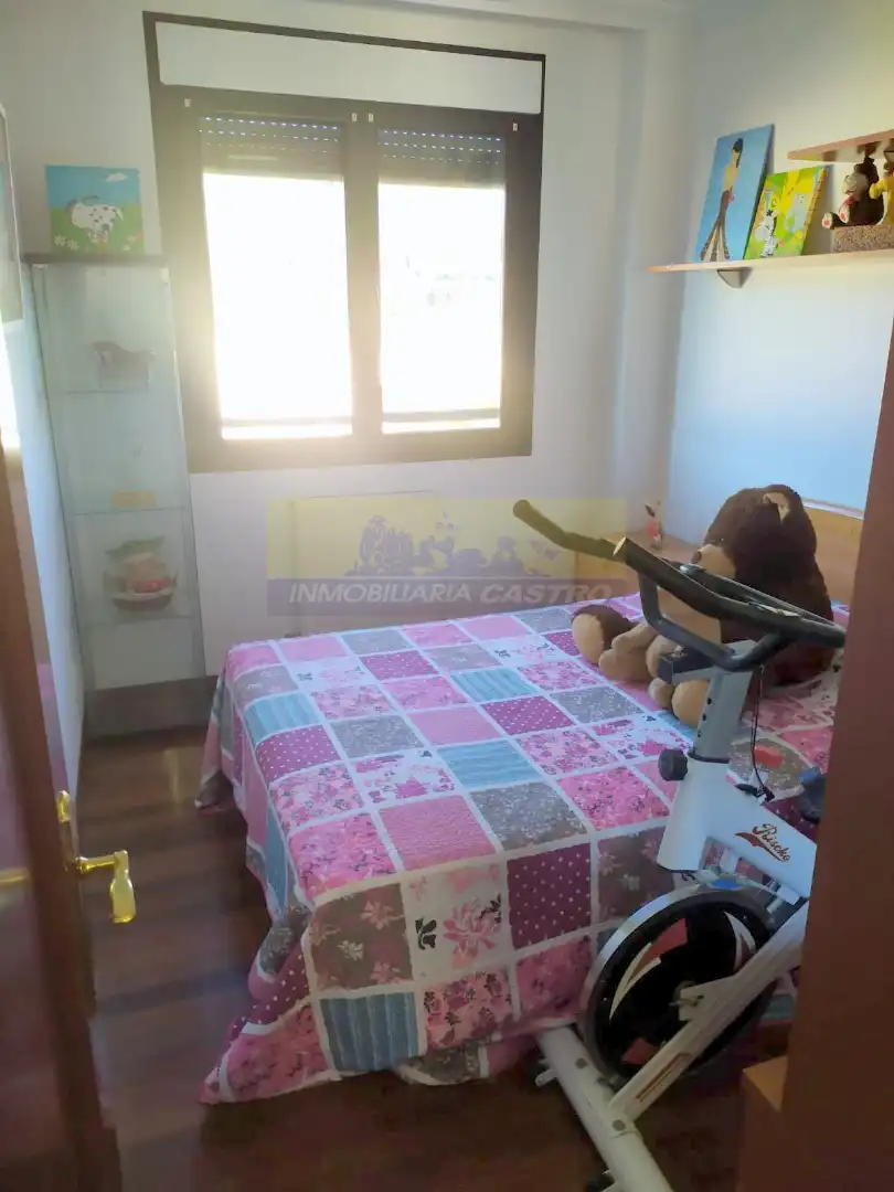 Bedroom of Flat for rent in Castro-Urdiales  with Furnished and Pets allowed