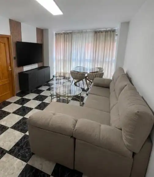 Sala d'estar de Pis de lloguer en Motril amb Moblat