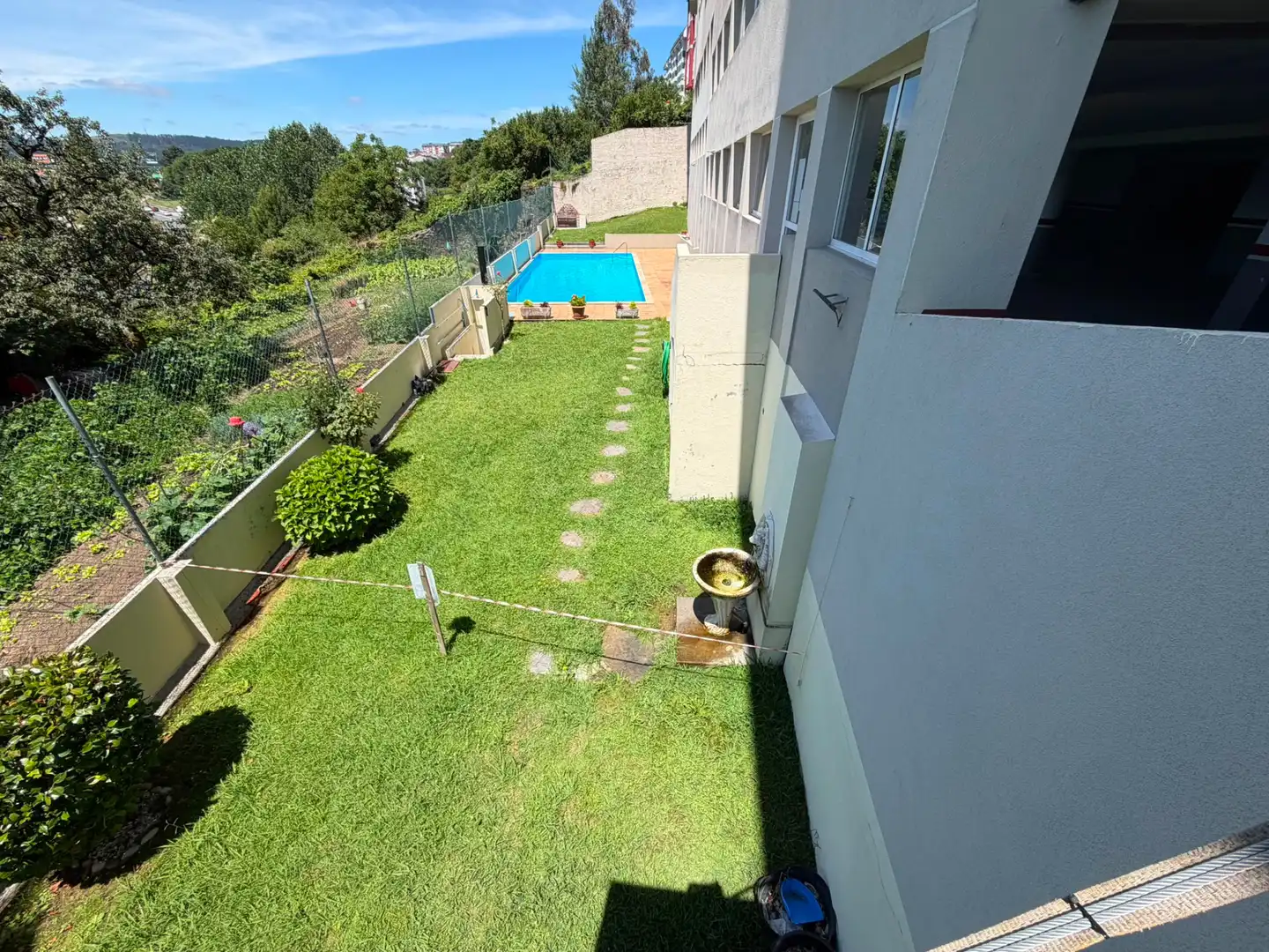 Piscina de Piso de alquiler en Lugo con Calefacción, Terraza y Amueblado
