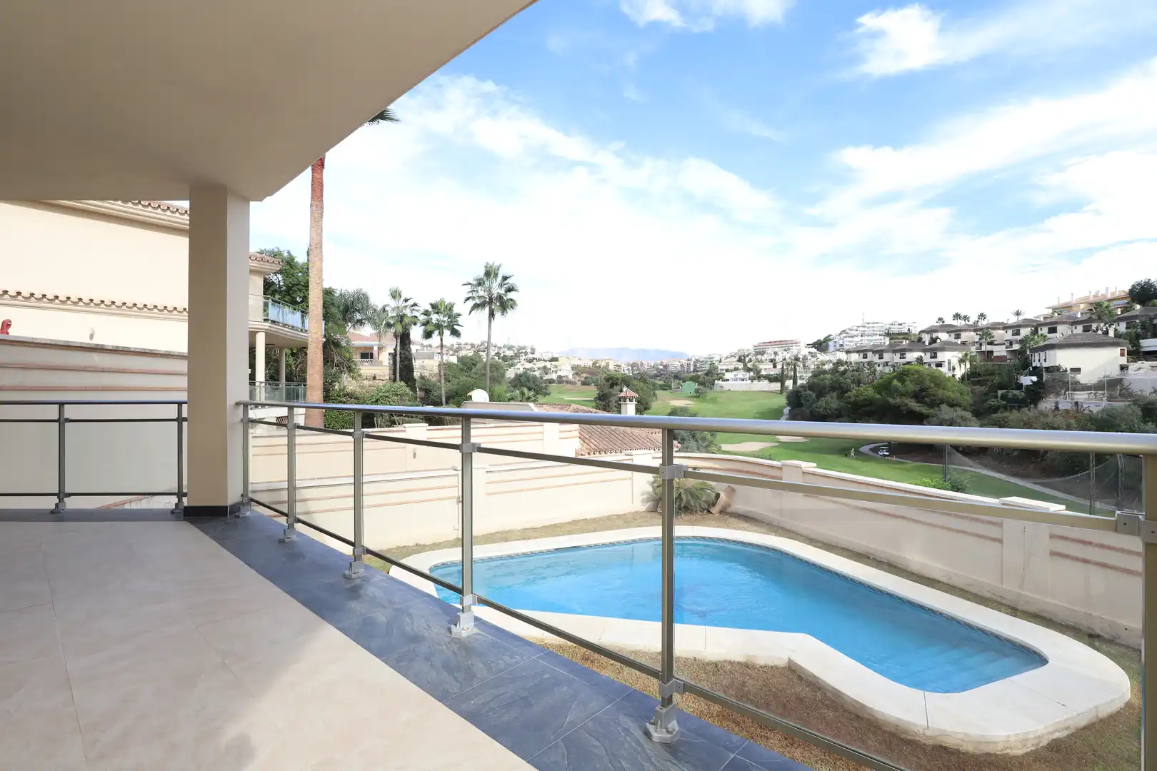 Swimming pool of Houses for rent in Mijas  with Air Conditioner, Heating and Terrace