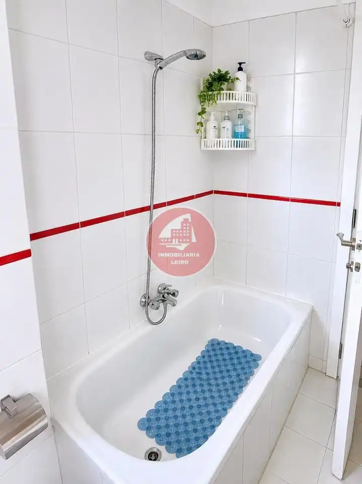 Baño de Piso en venta en Pontevedra Capital 