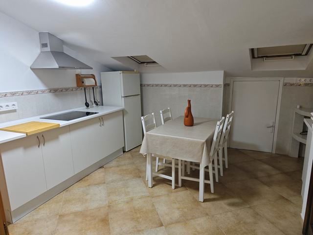 Cuina de Apartament de lloguer en Santiago de Compostela  amb Moblat