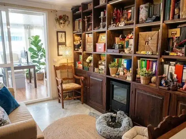 Sala d'estar de Casa adosada en venda en Málaga amb Aire condicionat, Terrassa i Traster