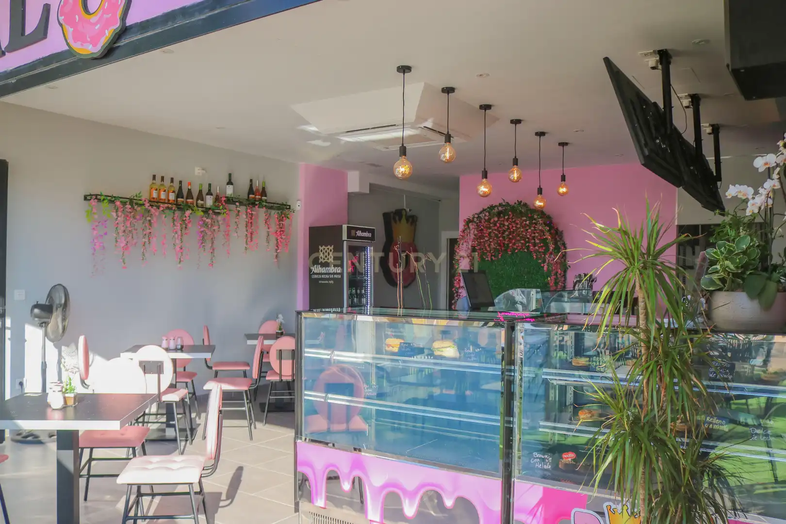 Terrace of Commercial properties for transfer in Fuengirola