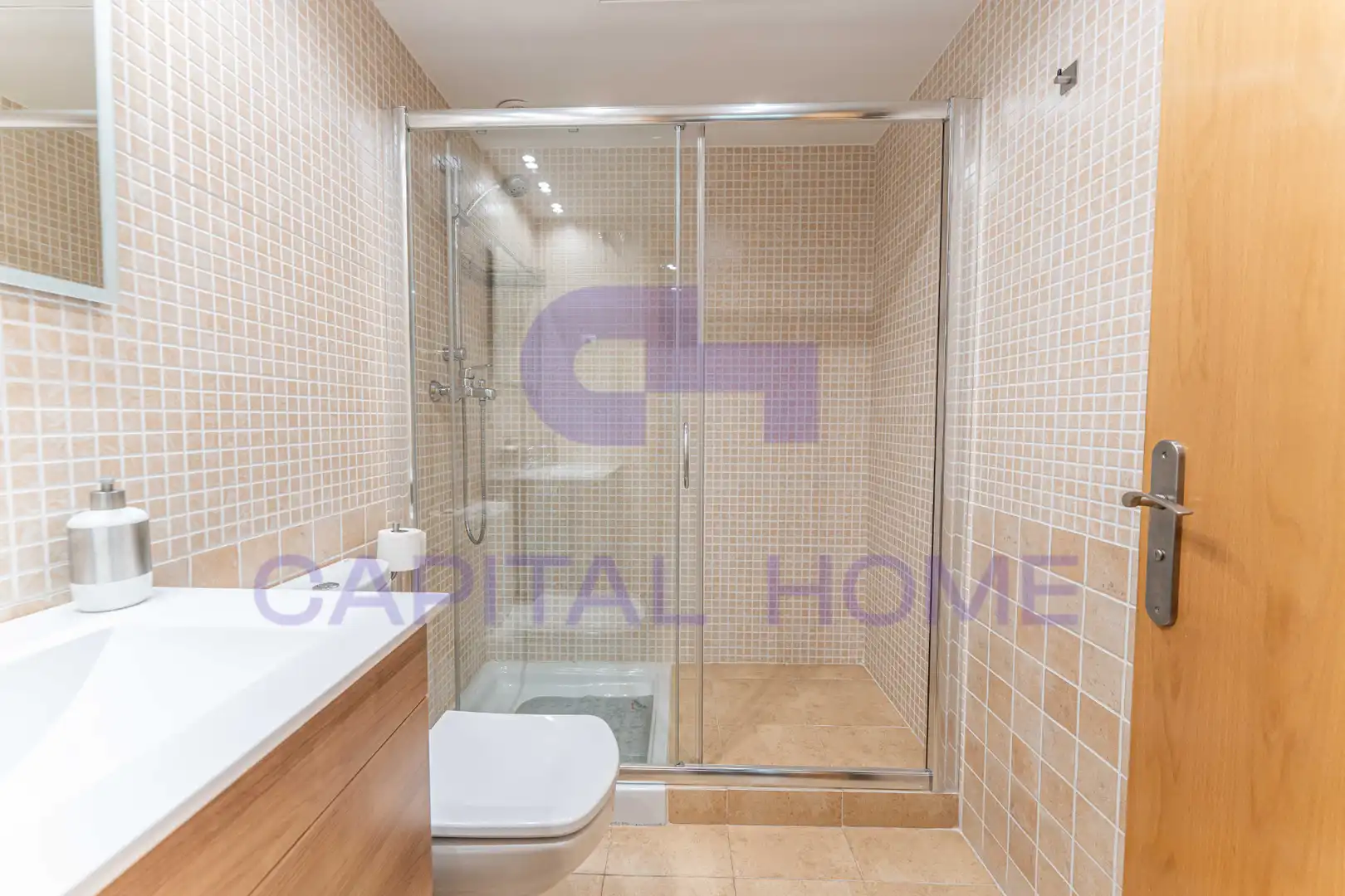 Baño de Casa adosada en venta en Navalcarnero con Aire acondicionado, Calefacción y Jardín privado