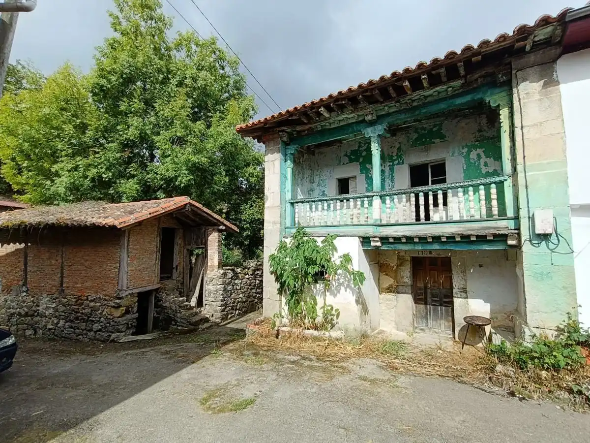 Vista exterior de Casa adosada en venta en Llanes con Jardín privado y Terraza