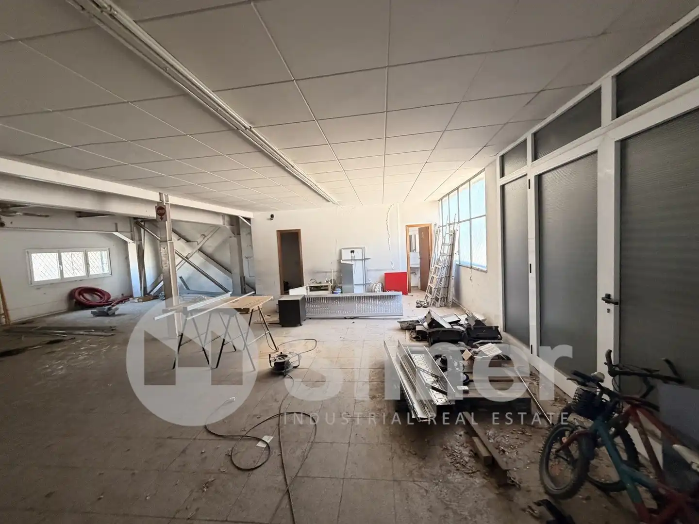 Nau industrial en venda en Barberà del Vallès