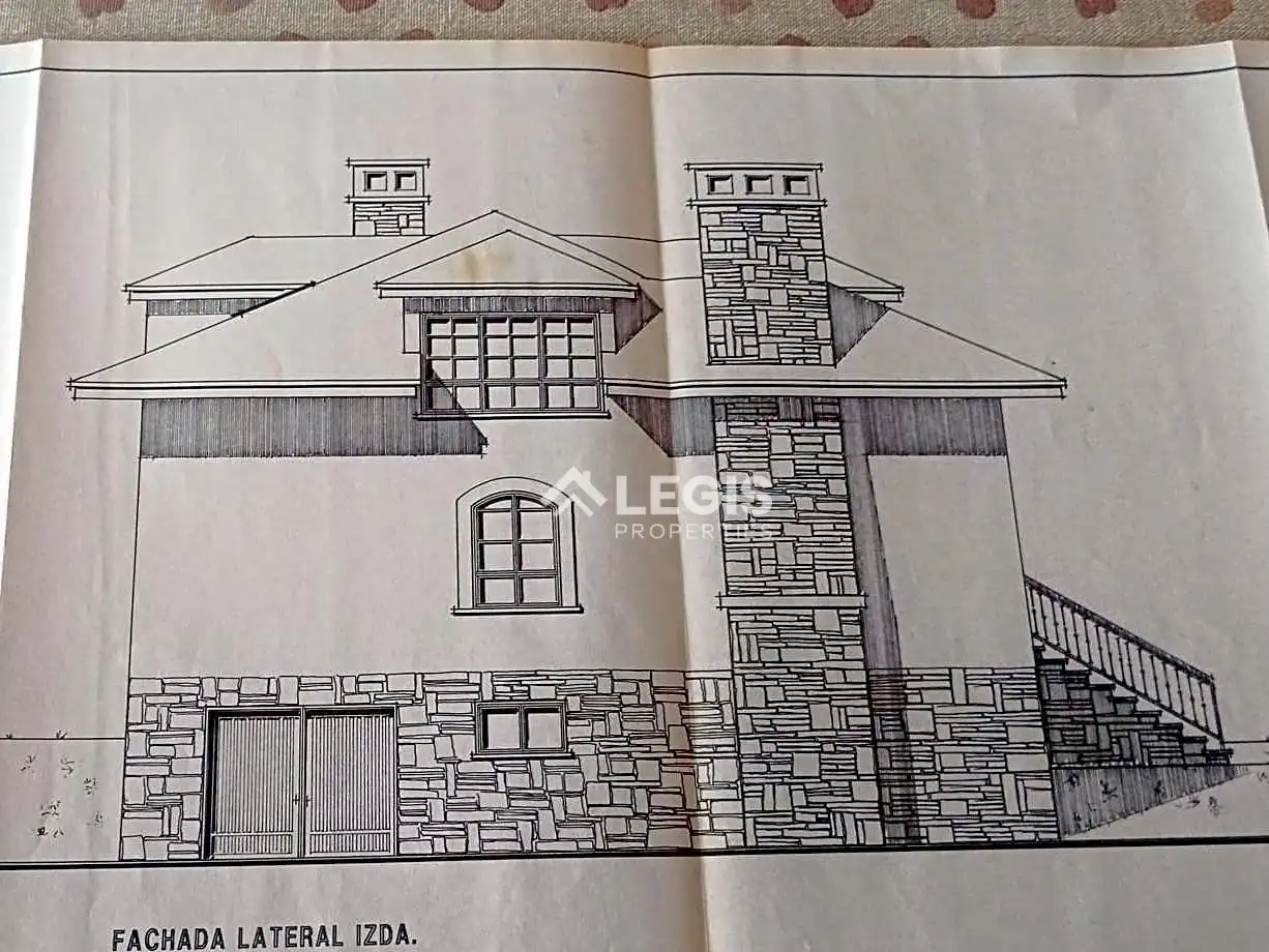 Casa o xalet en venda en Valdés - Luarca amb Calefacció, Jardí privat i Terrassa