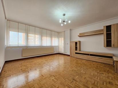 Living room of Flat for sale in Vitoria - Gasteiz  with Heating, Parquet flooring and Terrace