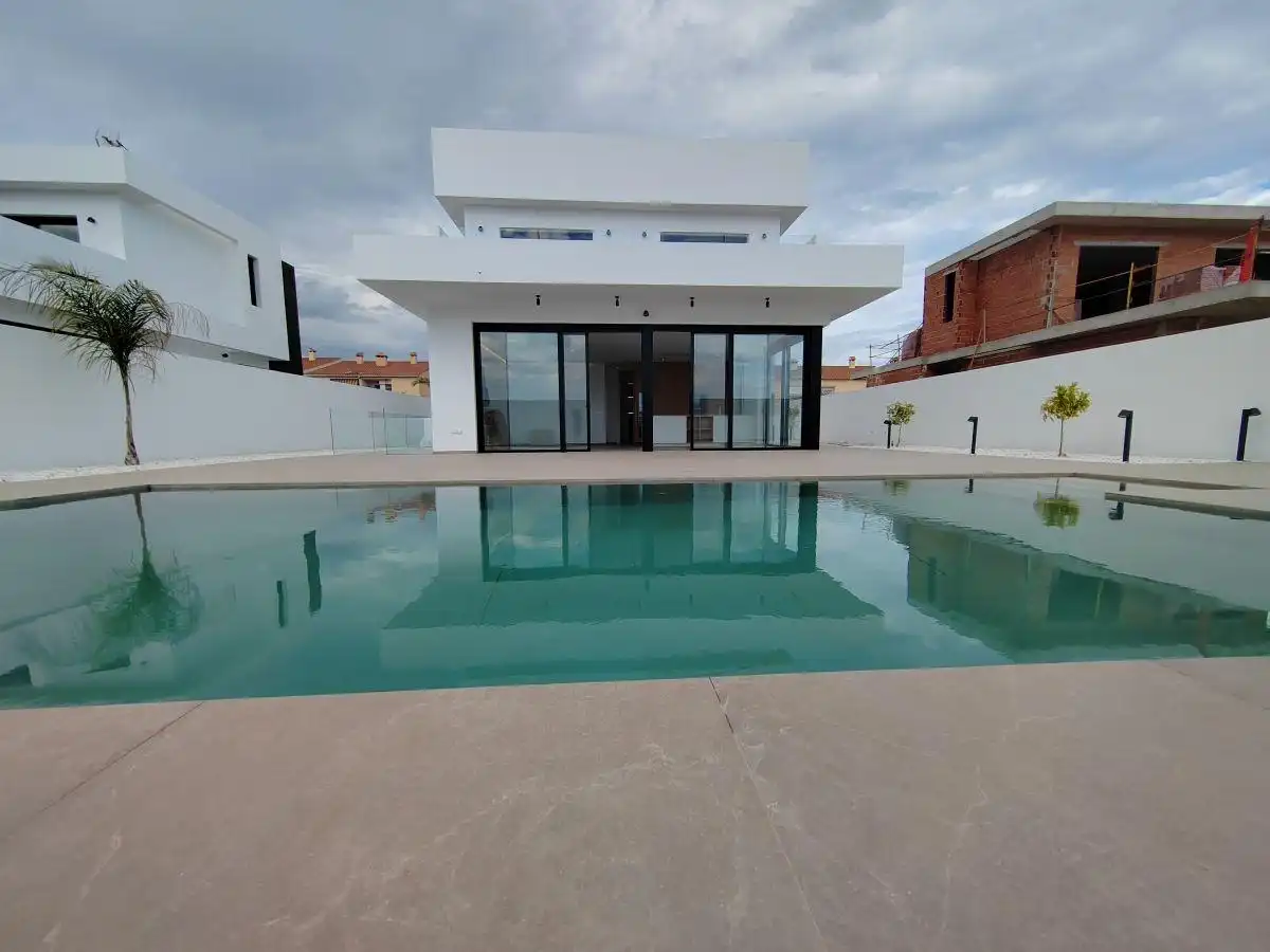 Piscina de Casa o chalet en venta en Sant Joan d'Alacant