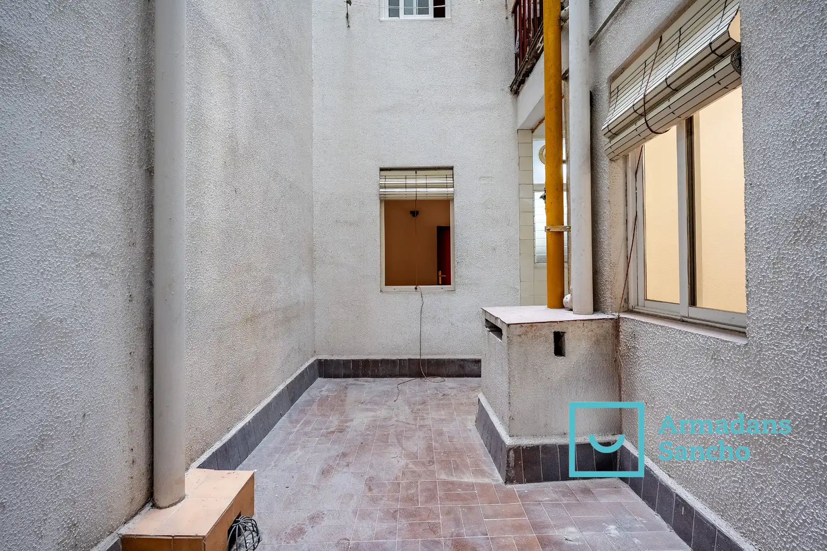 Balcony of Flat for sale in Barcelona  with Parquet flooring and Balcony