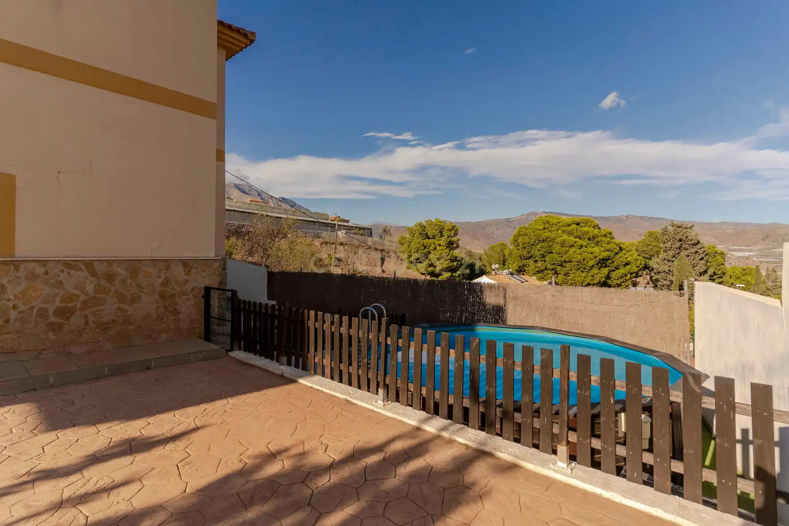 Vista exterior de Casa o chalet en venta en Gualchos con Trastero