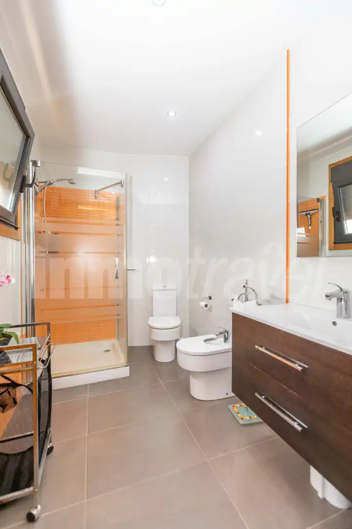 Baño de Casa o chalet en venta en Sanxenxo con Calefacción, Jardín privado y Parquet