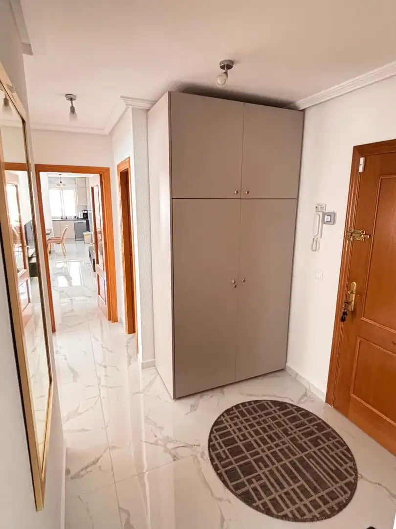 Apartamento en venta en Torrevieja con Aire acondicionado, Terraza y Amueblado