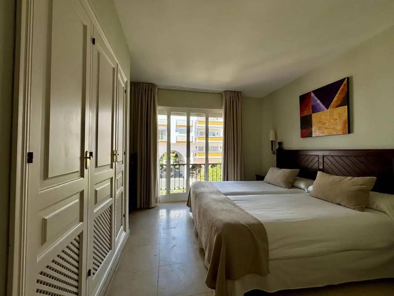 Bedroom of Flat for rent in Marbella  with Air Conditioner, Heating and Terrace
