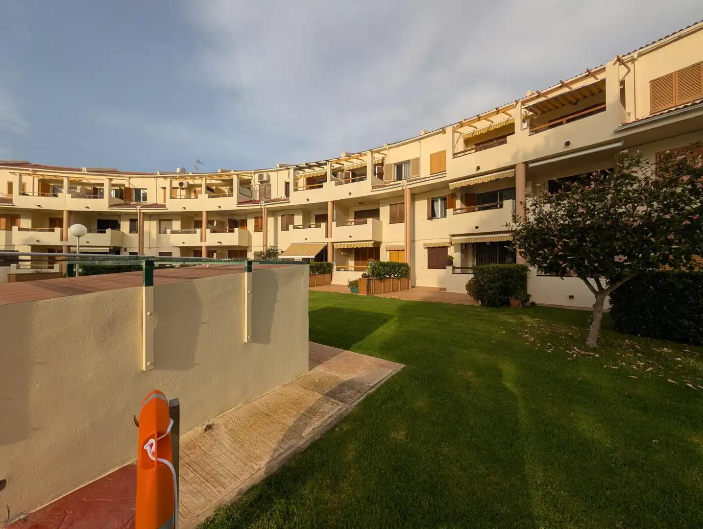 Vista exterior de Àtic en venda en Alcanar amb Parquet