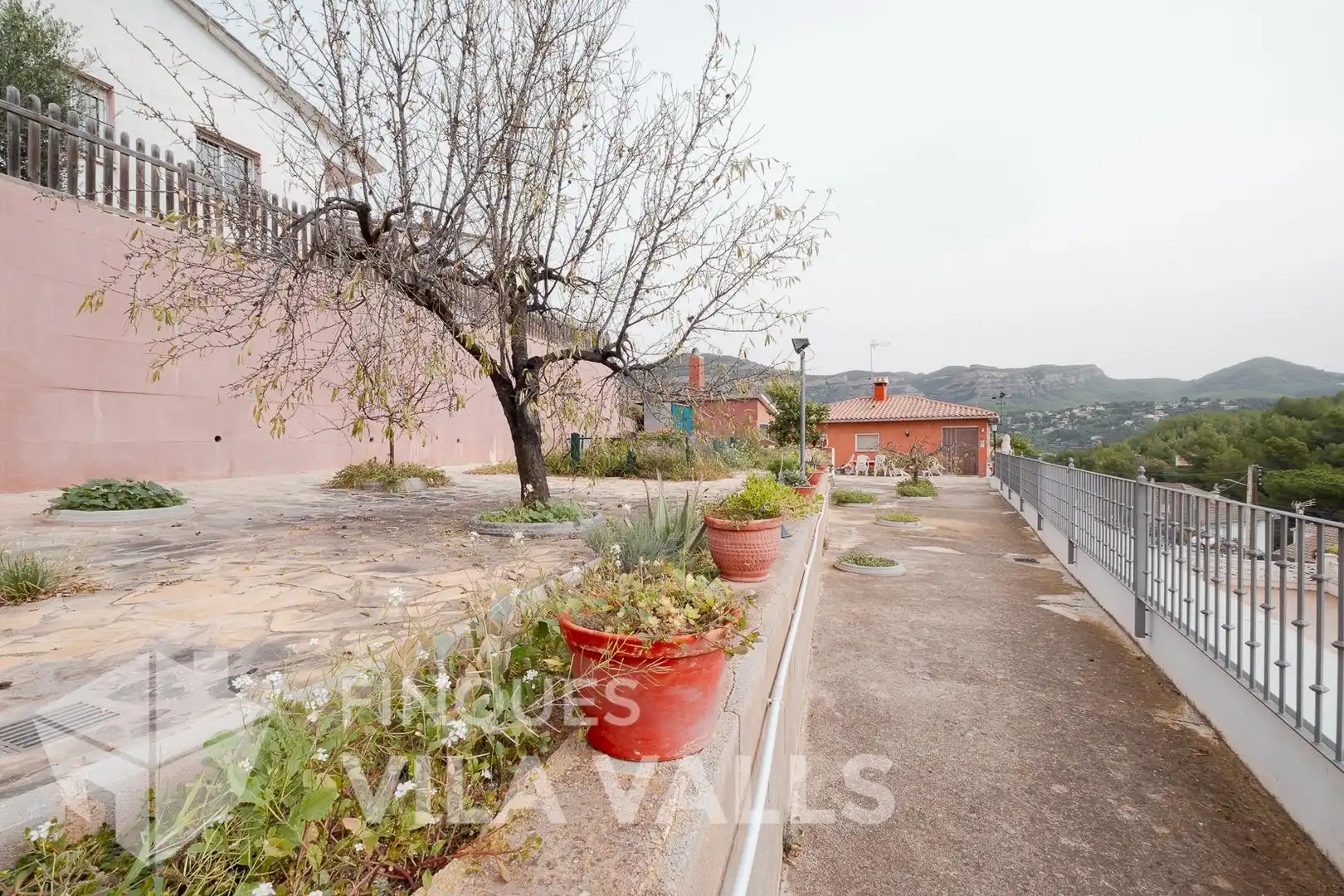 Vista exterior de Casa o xalet en venda en Sant Feliu de Codines amb Jardí privat i Piscina