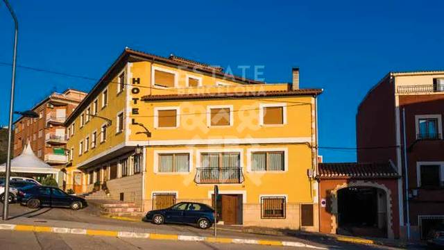 Edificio en Venta en Elche de la Sierra