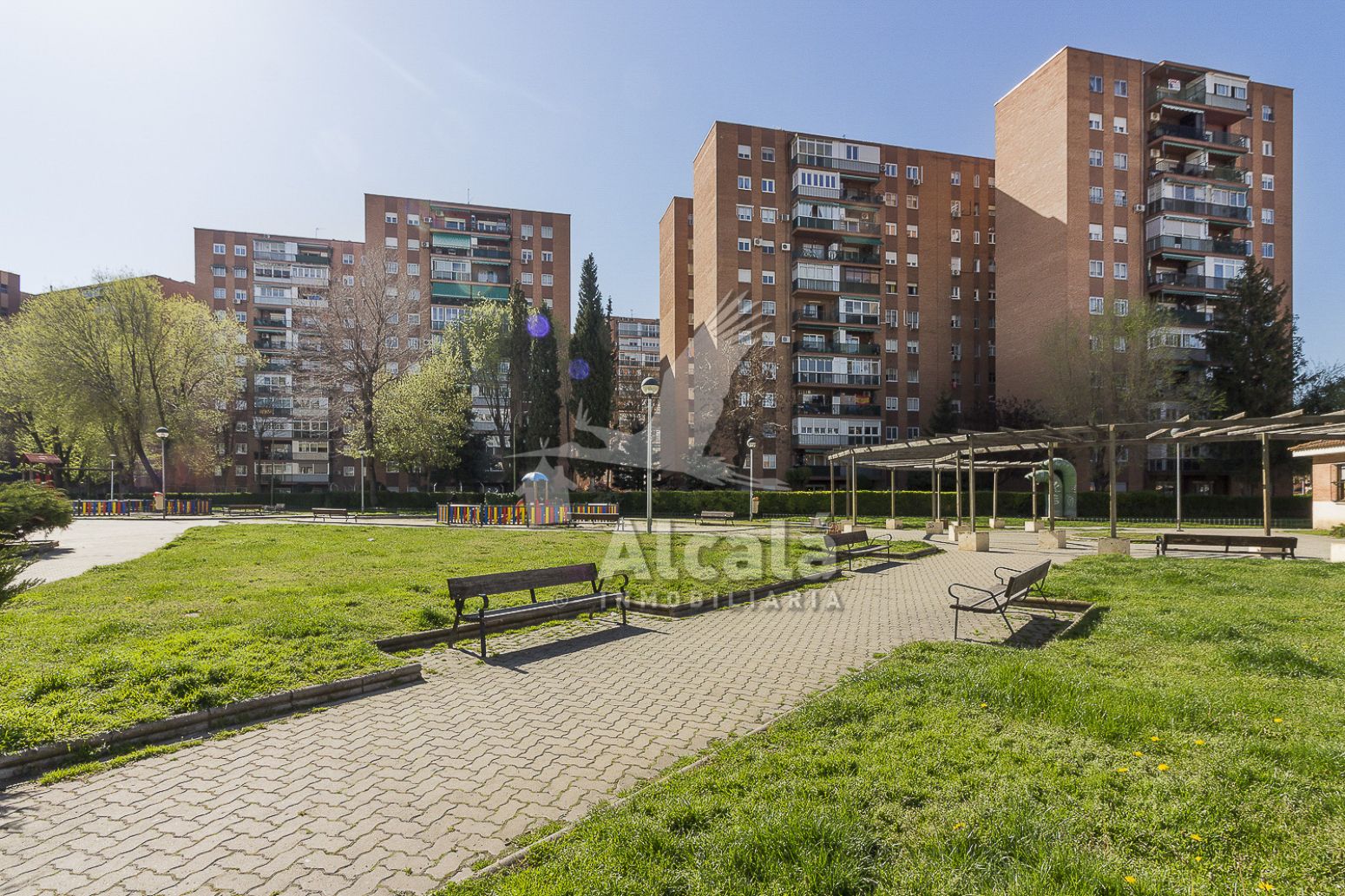 Exterior view of Flat for sale in Alcalá de Henares  with Heating, Parquet flooring and Terrace