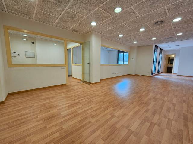 Local comercial en Venta en Carretera de Martorell en Ca n'Aurell