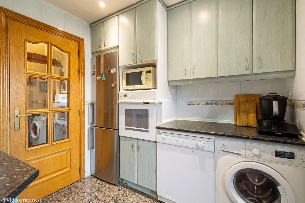 Kitchen of Flat for sale in Fuenlabrada  with Air Conditioner, Heating and Terrace