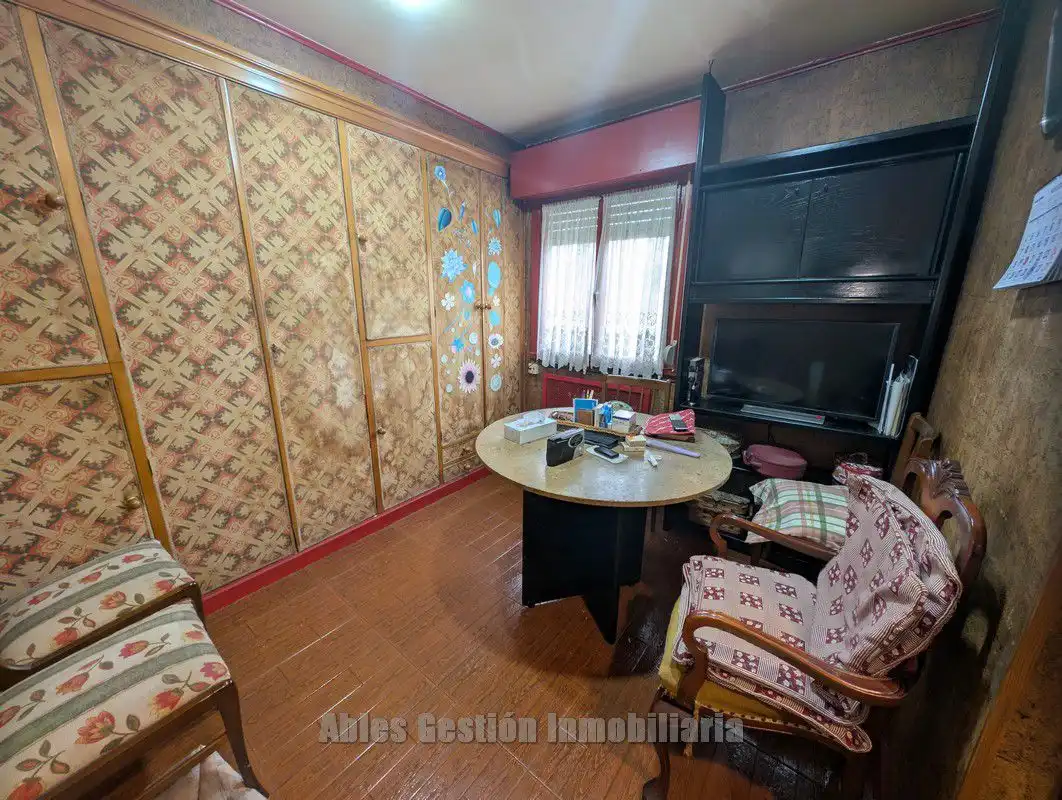 Schlafzimmer von Dachboden zum Verkauf in Oviedo  mit Terrasse