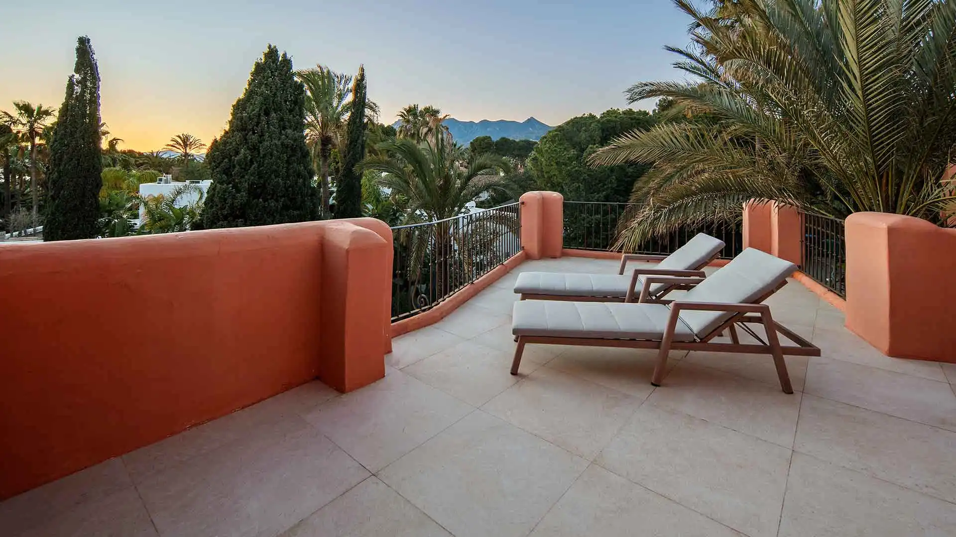 Terraza de Ático en venta en Marbella con Aire acondicionado, Terraza y Trastero