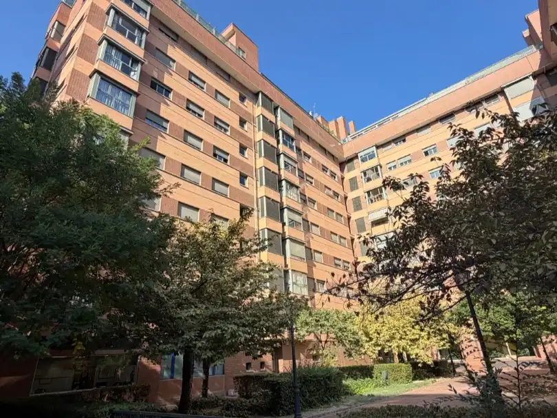 Exterior view of Flat for sale in  Madrid Capital  with Air Conditioner