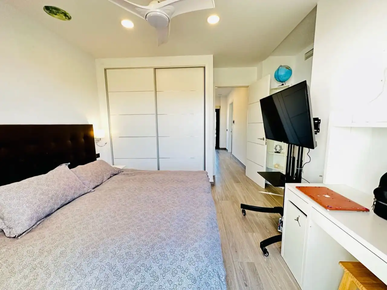 Habitación de Casa o chalet en venta en Nerja con Aire acondicionado, Jardín privado y Trastero