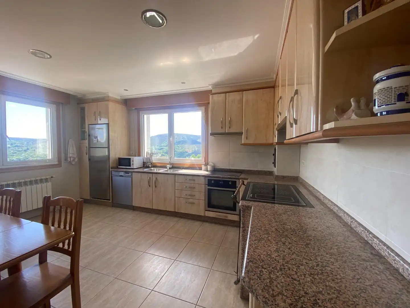 Cocina de Casa o chalet en venta en O Irixo con Calefacción, Jardín privado y Parquet