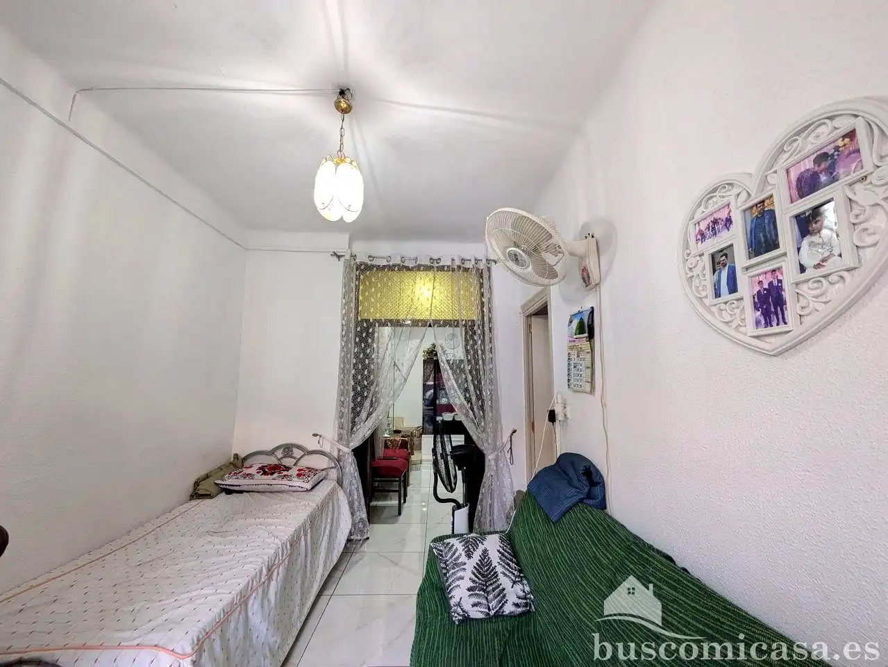 Dormitori de Casa o xalet en venda en Linares amb Aire condicionat, Terrassa i Balcó