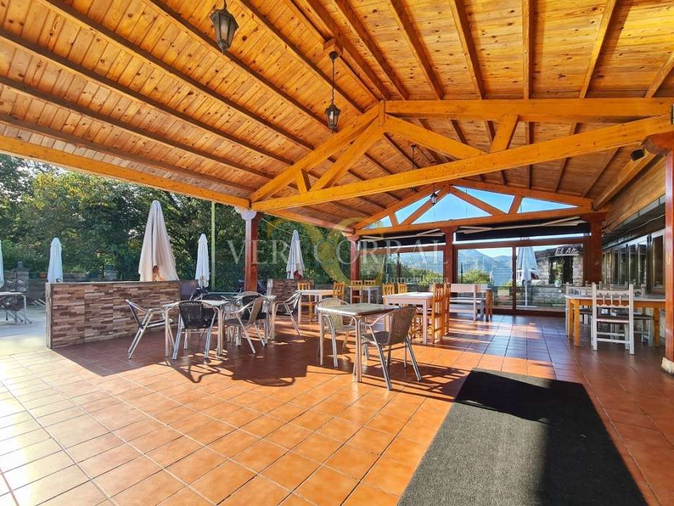 Terrassa de Local de lloguer en Ribera de Arriba amb Aire condicionat