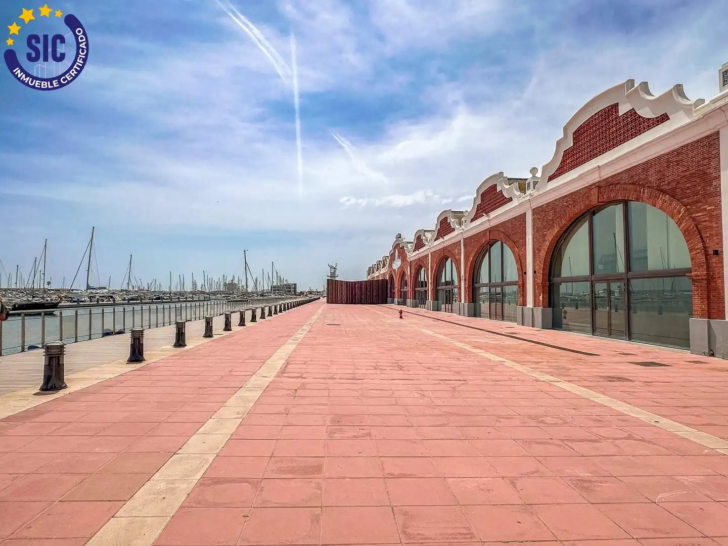 Vista exterior de Pis en venda en Castellón de la Plana / Castelló de la Plana amb Terrassa i Balcó