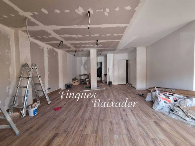 Local comercial en Alquiler en Centre