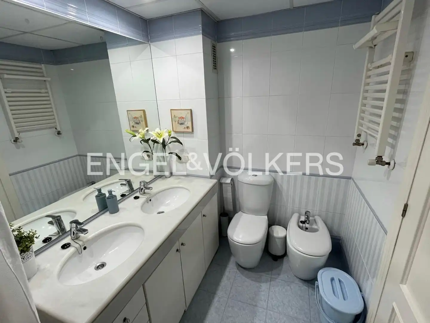 Baño de Piso de alquiler en Valencia con Aire acondicionado, Calefacción y Parquet