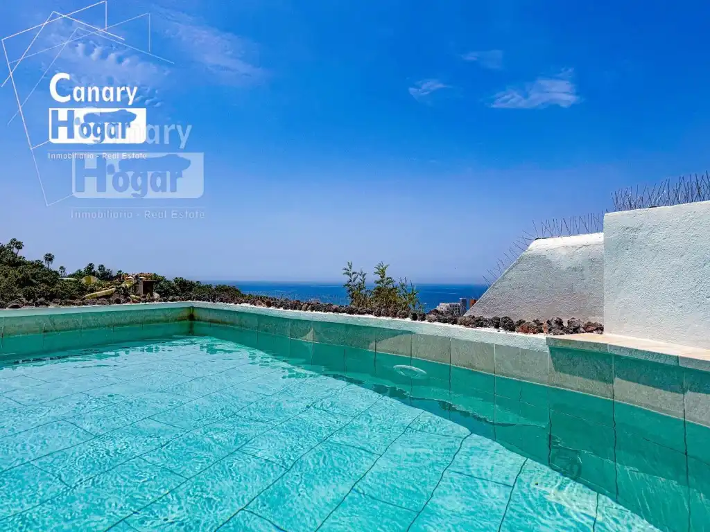 Detached house with pool for sale in Calle de Finlandia, imagen 10
