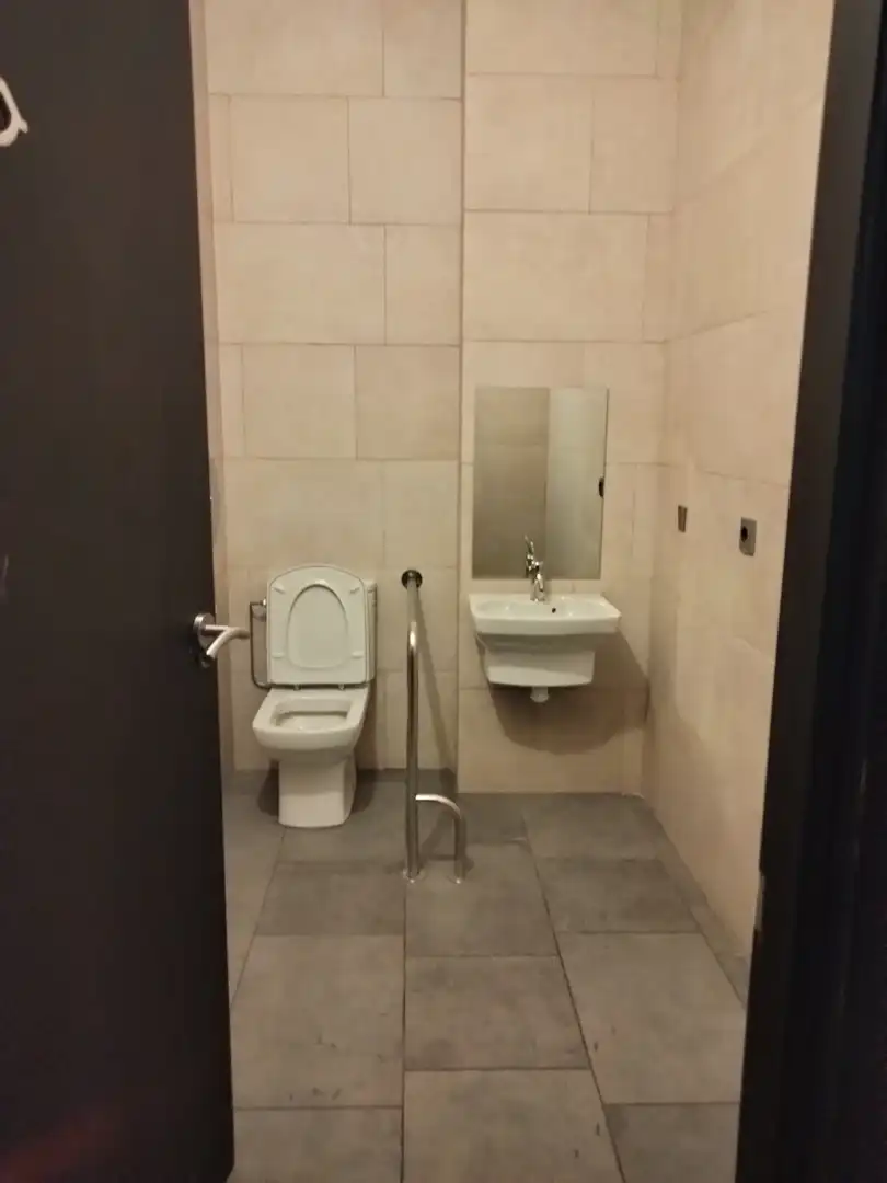 Baño de Local de alquiler en Agoncillo