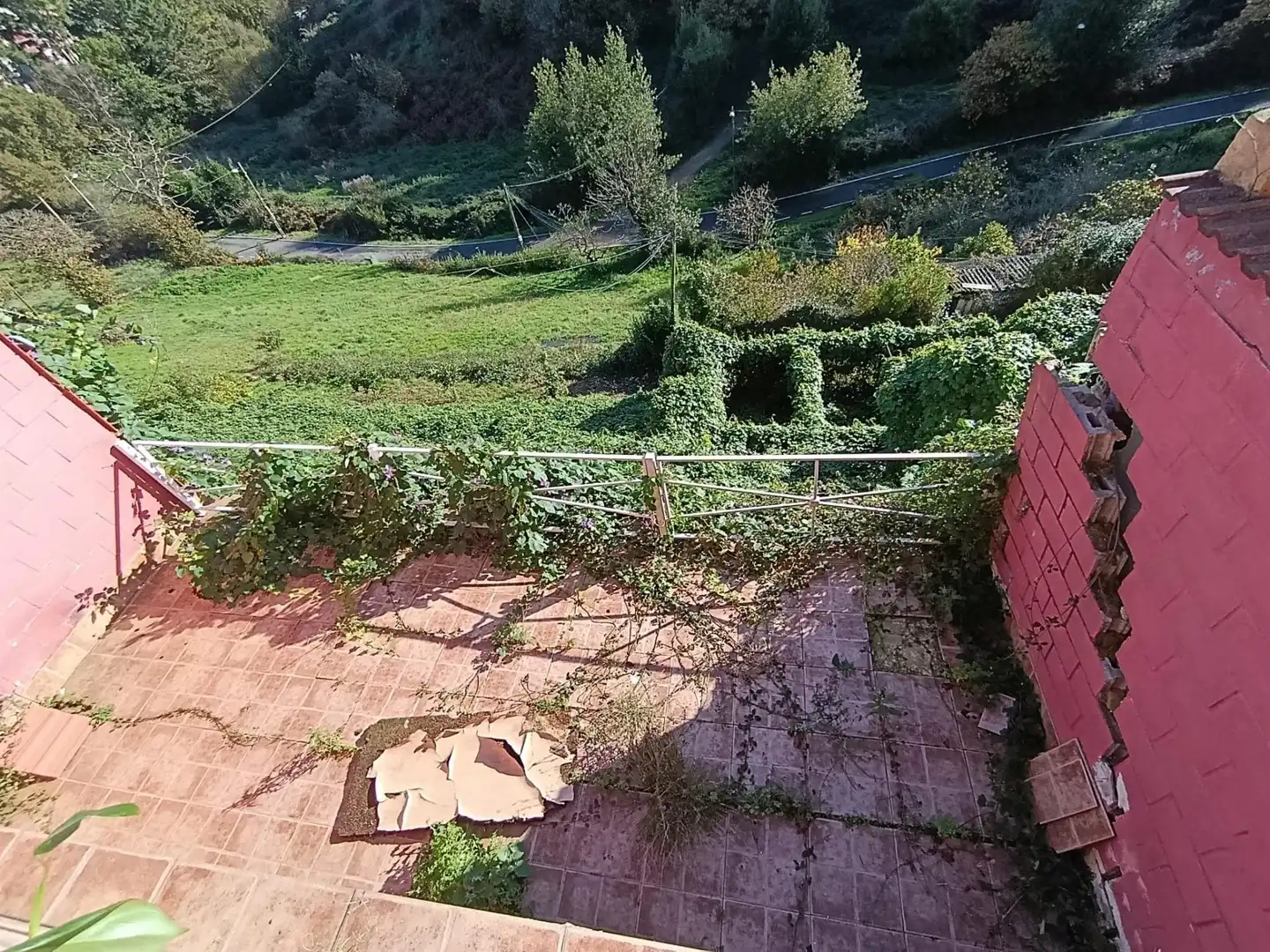 Jardí de Casa o xalet en venda en Avilés amb Calefacció, Terrassa i Traster
