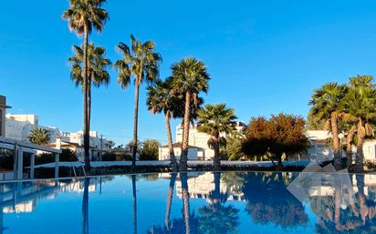 Swimming pool of Planta baja for sale in Dénia