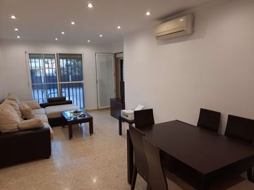 Flat with pool for sale in Calle el Romeral 30