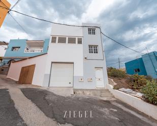 Exterior view of House or chalet to rent in Santa María de Guía de Gran Canaria  with Terrace