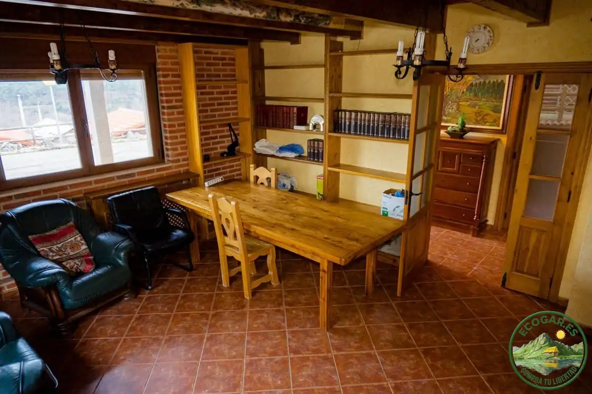 Comedor de Casa o chalet en venta en Villagatón con Aire acondicionado, Calefacción y Jardín privado