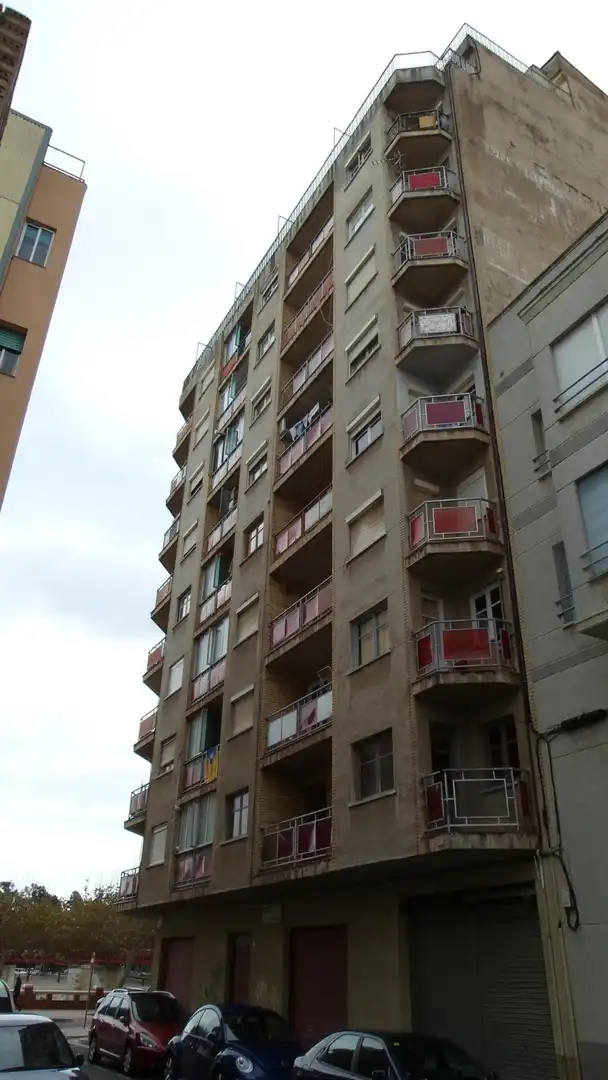 Pis amb ascensor en venda a EBRE DE L' 64