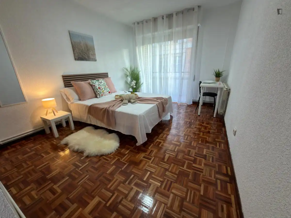 Bedroom of Apartments for share in Getafe  with Heating, Furnished and Washing machine