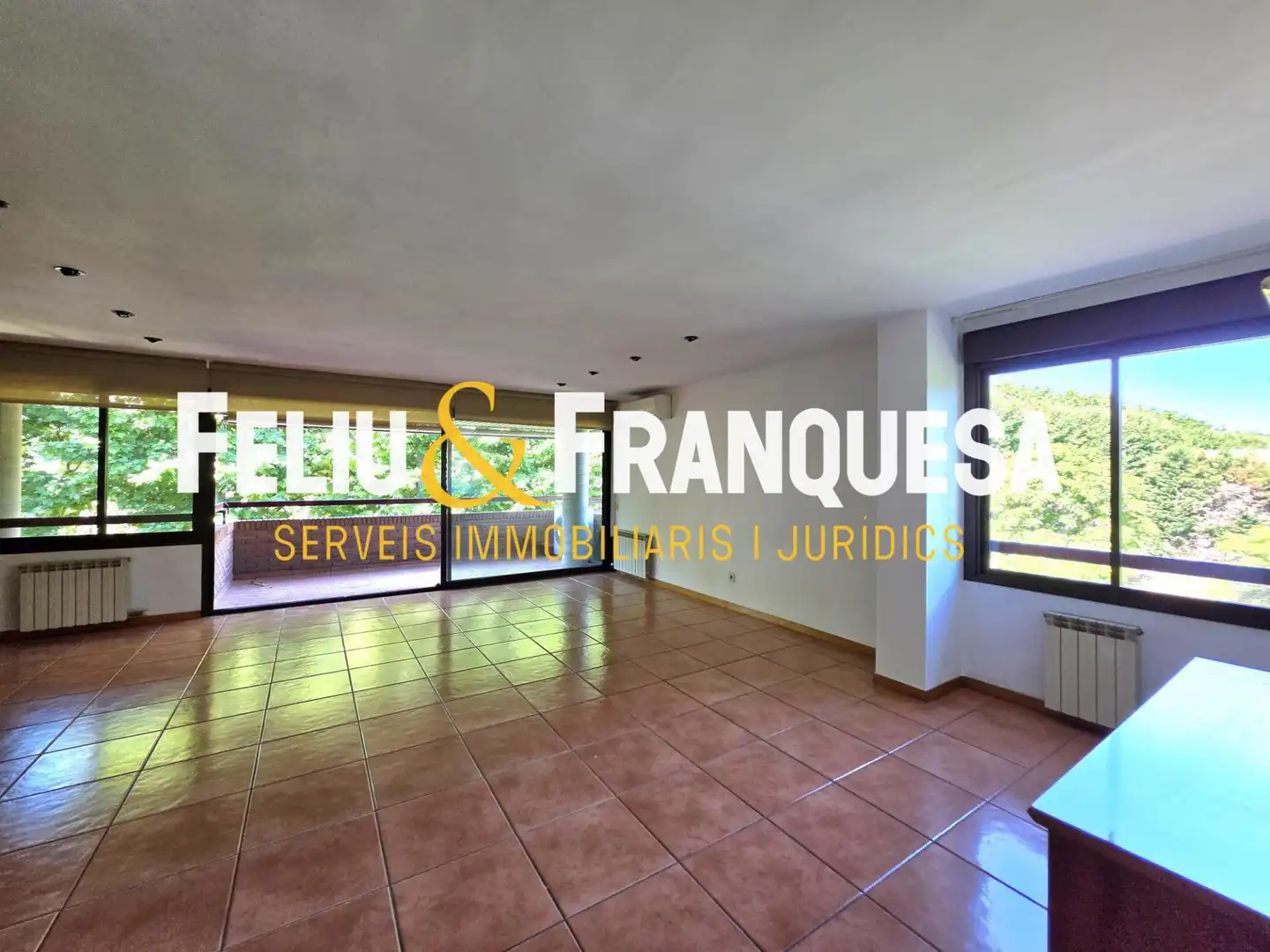 Ático en venta en Sant Cugat del Vallès con Calefacción, Jardín privado y Terraza
